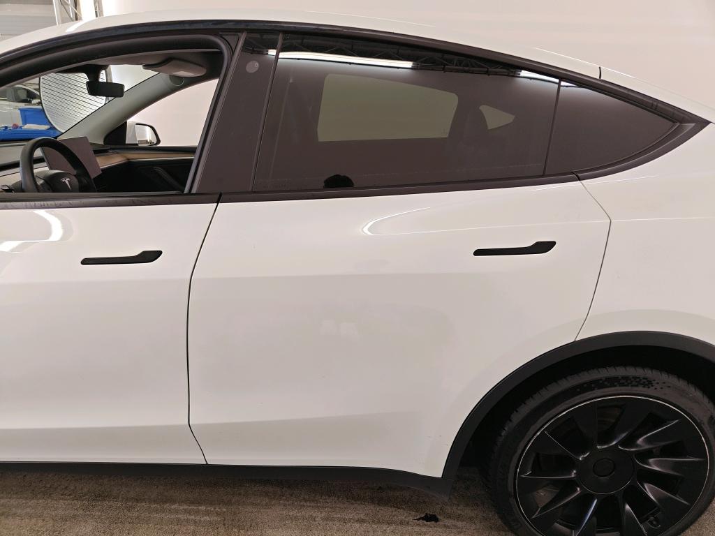 Photo 14 of Tesla Model Y
