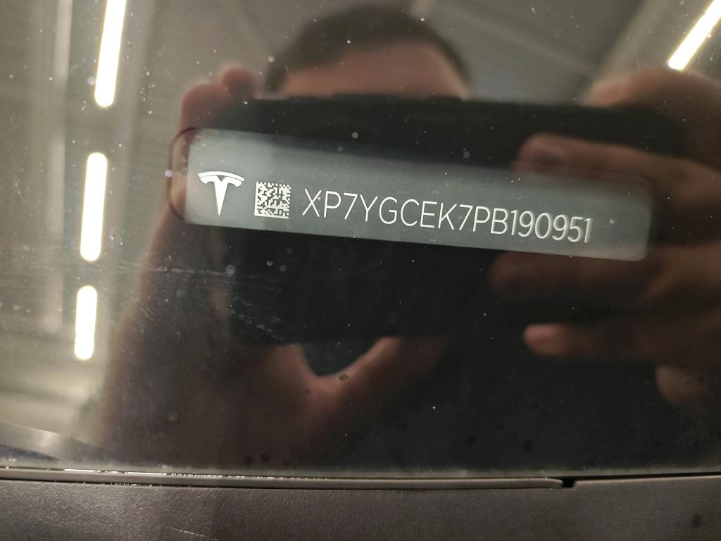 Photo 4 of Tesla Model Y
