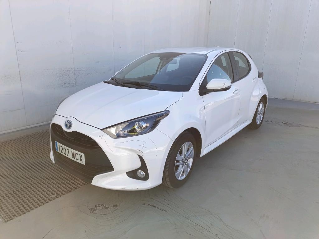 Toyota Yaris  TOYOTA Yaris / 2020 / 5P / berlina con portón 1.5 120H Business Plus