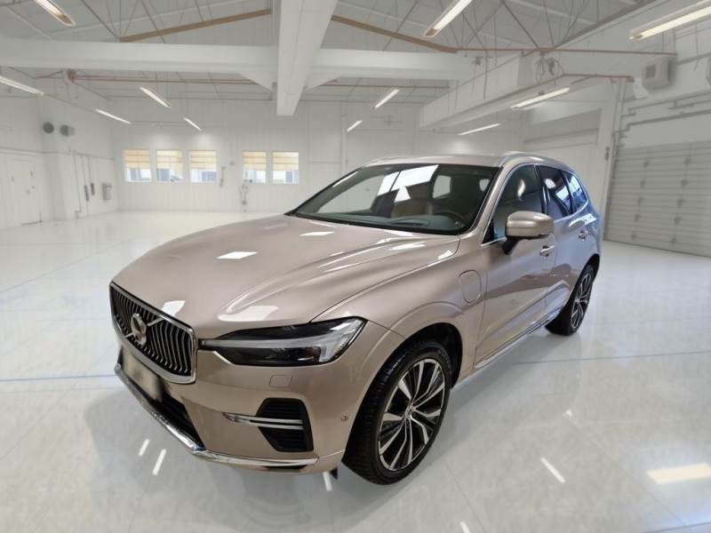 Volvo XC 60 VOLVO XC60 / 2021 / 5P / SUV T6 PLUG-IN AWD AUTO ULTIMATE BRIGHT
