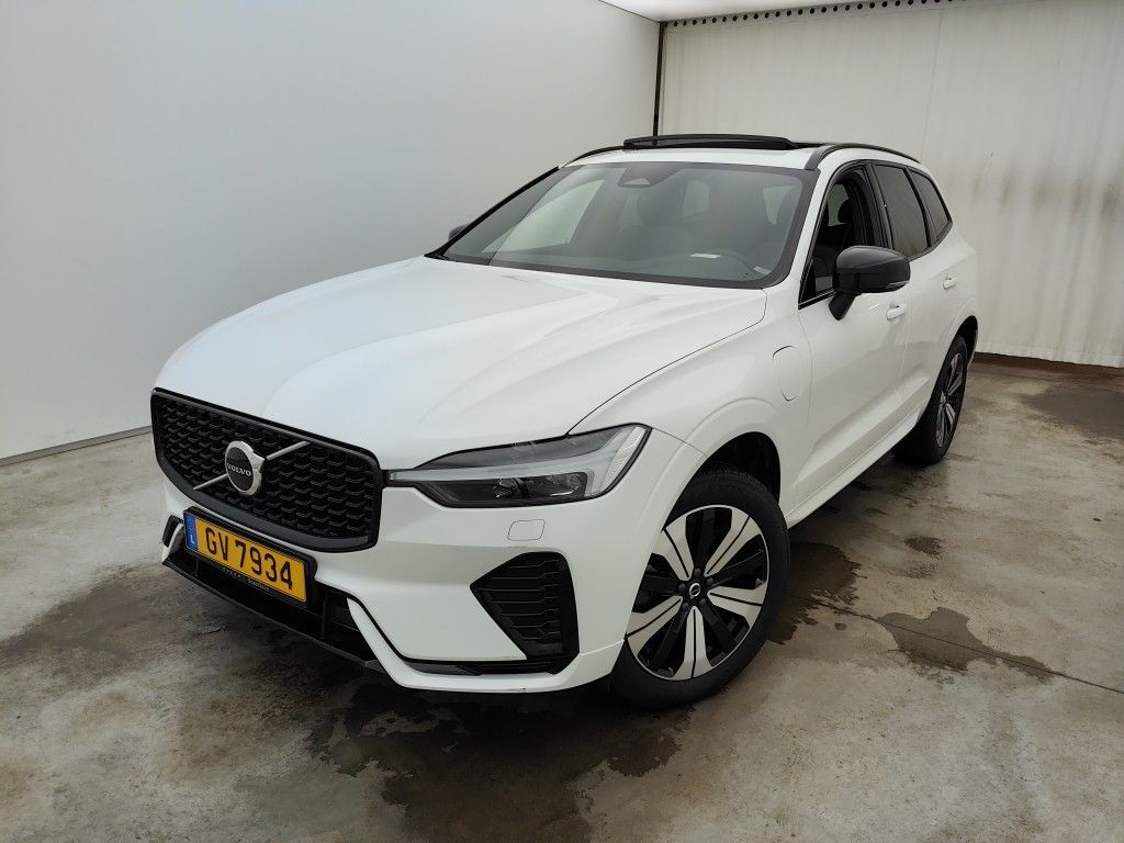 Thumbnail van VOLVO XC60 T6 PHEV AWD 253hp Plus Dark 5d Auto