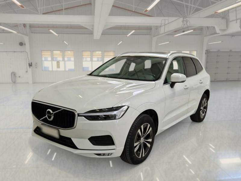 Volvo XC 60 VOLVO XC60 / 2017 / 5P / SUV B4 D AUTOMATICO MOMENTUM PRO