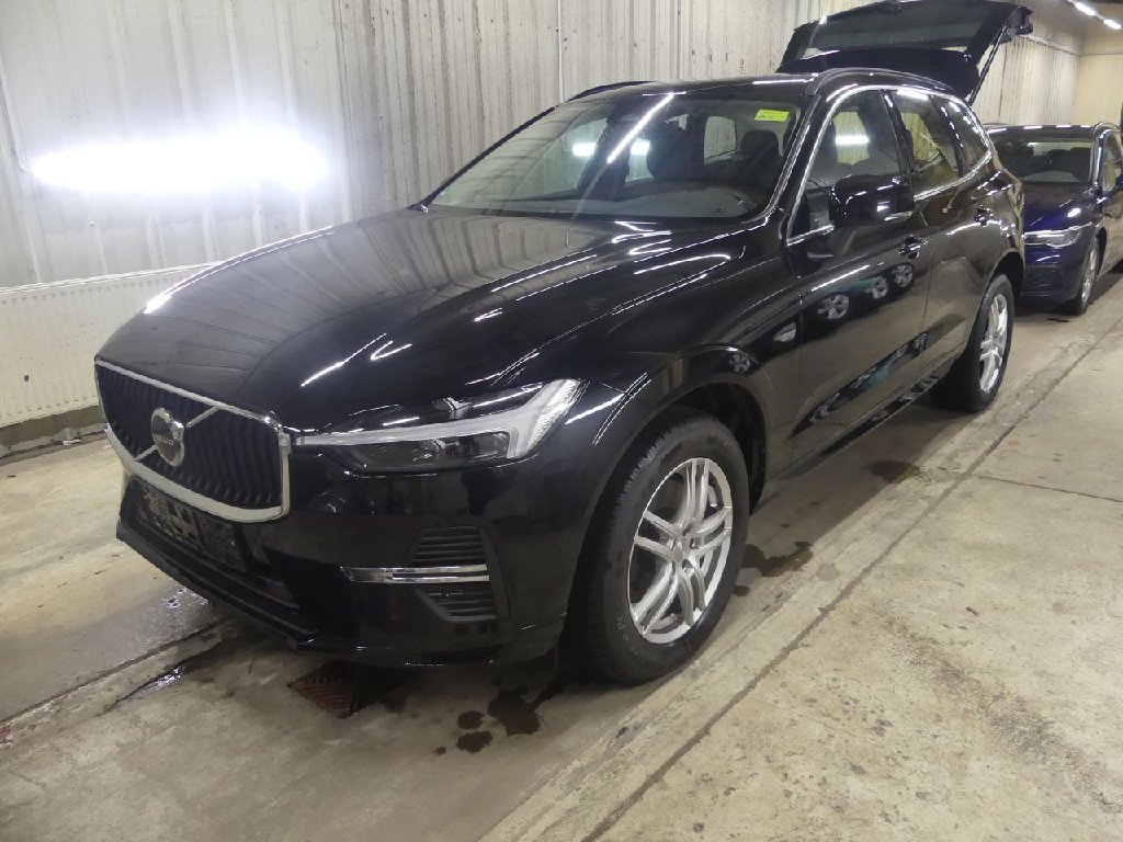 Volvo XC 60 VOLVO XC60 B4 D Geartronic Momentum Pro 5d 145kW