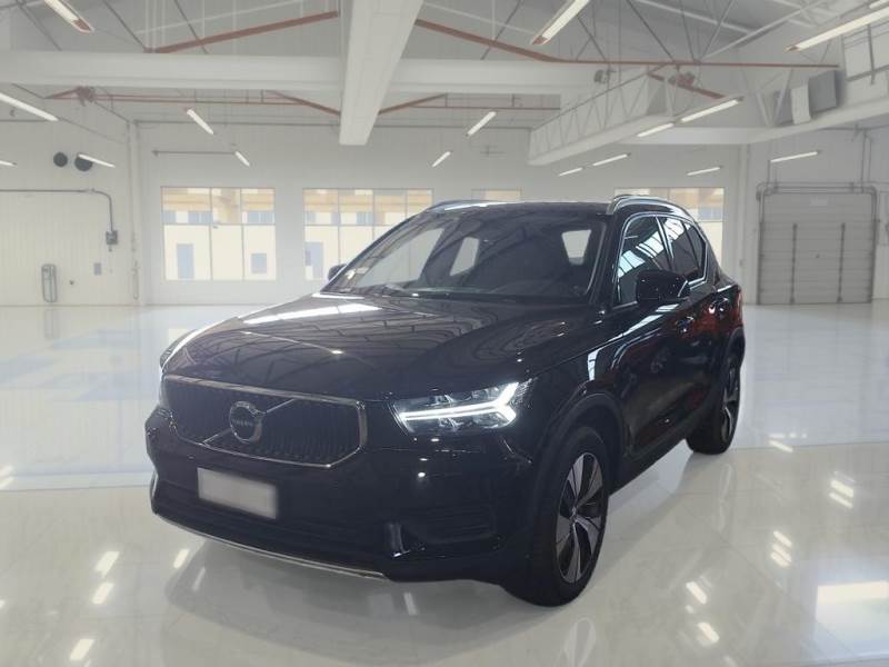 Volvo XC40 VOLVO XC40 / 2017 / 5P / SUV T3 AUTOMATICO MOMENTUM PRO MY22