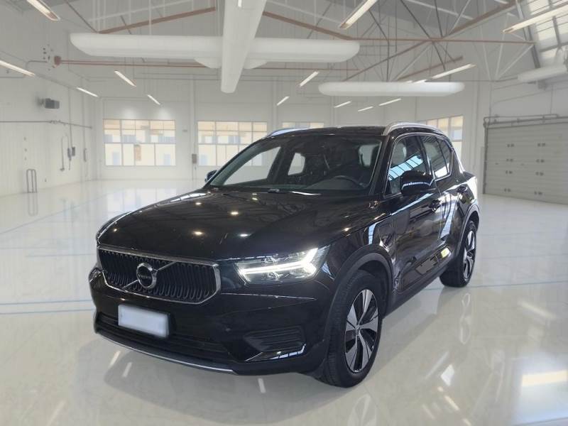 Volvo XC40 VOLVO XC40 / 2017 / 5P / SUV T5 TWIN ENGINE GEARTRONIC BUSINESS PLUS