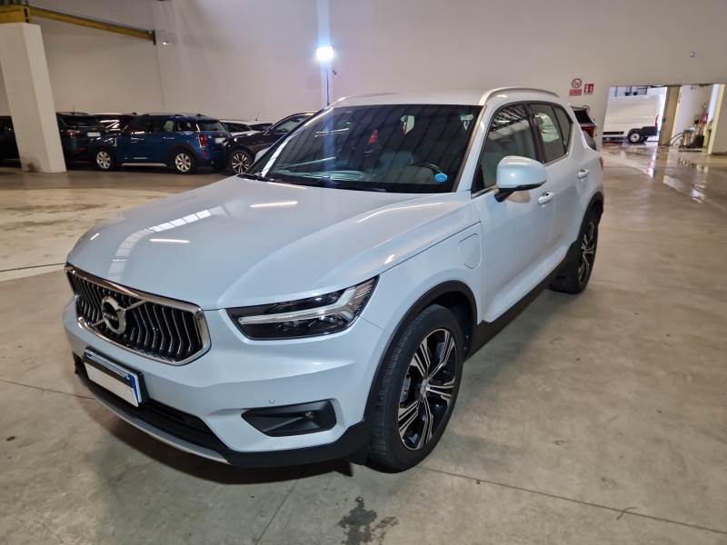 Volvo XC40 VOLVO XC40 / 2017 / 5P / SUV T5 PLUG-IN HYBRID AUTO RECH INSCRIP EXPR