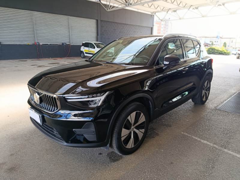 Volvo XC40 VOLVO XC40 / 2021 / 5P / SUV T4 RECHARGE PLUG-IN AUTO ESSENTIAL