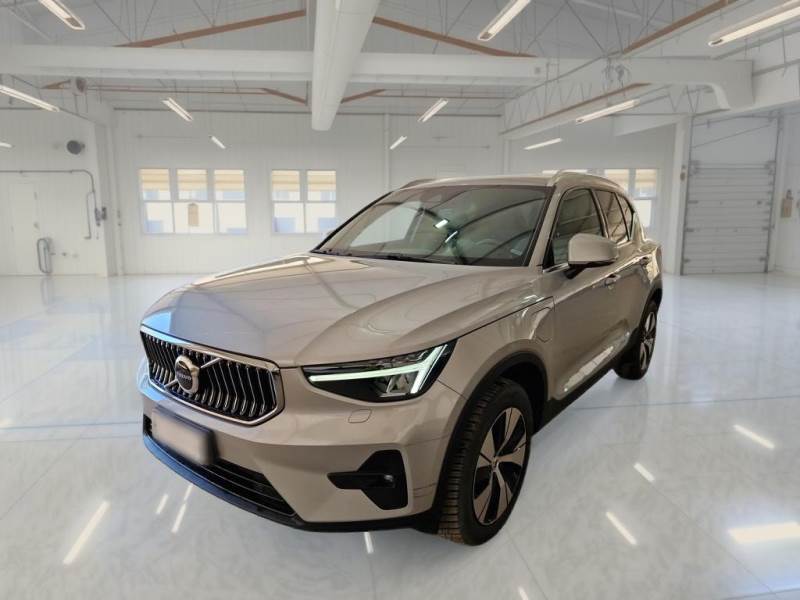 Volvo XC40 VOLVO XC40 / 2021 / 5P / FUORISTRADA T4 RECHARGE PLUG-IN AUTO CORE N1