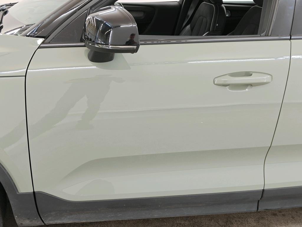 Foto 11 van Volvo XC40 Recharge