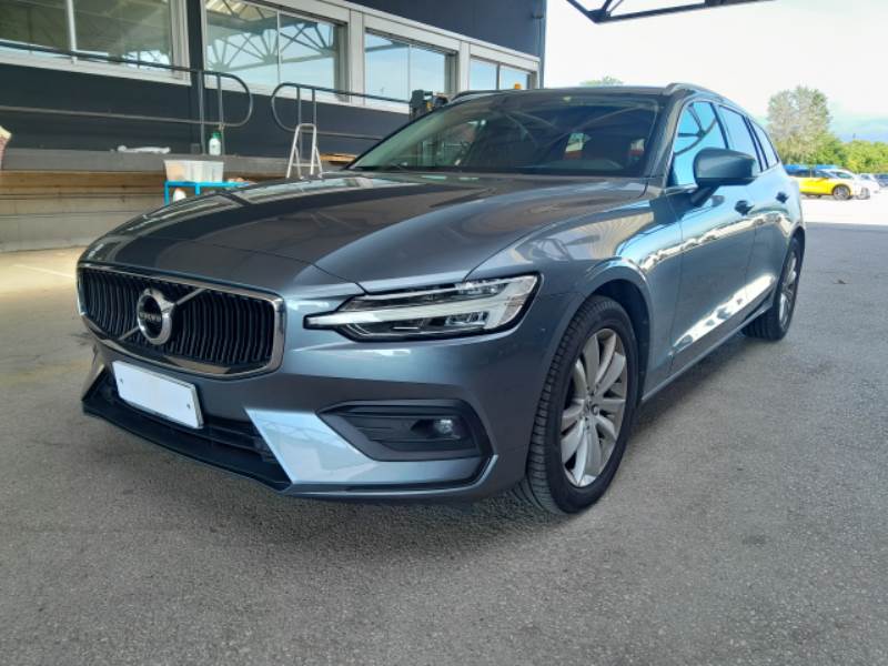Volvo V60 VOLVO V60 / 2019 / 5P / STATION WAGON B4 D AUTOM.MOM.BUSINESS PRO