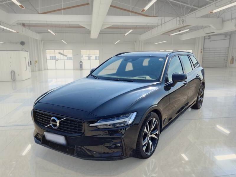 Volvo V60 VOLVO V60 / 2019 / 5P / STATION WAGON B4 D AUTOM. R-DESIGN