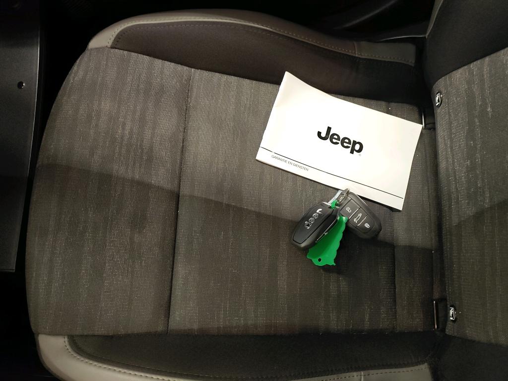 Foto 4 van Jeep Avenger