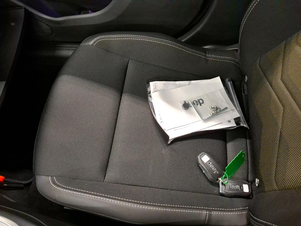 Foto 5 van Jeep Avenger