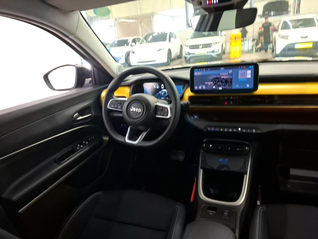 Foto 23 van Jeep Avenger