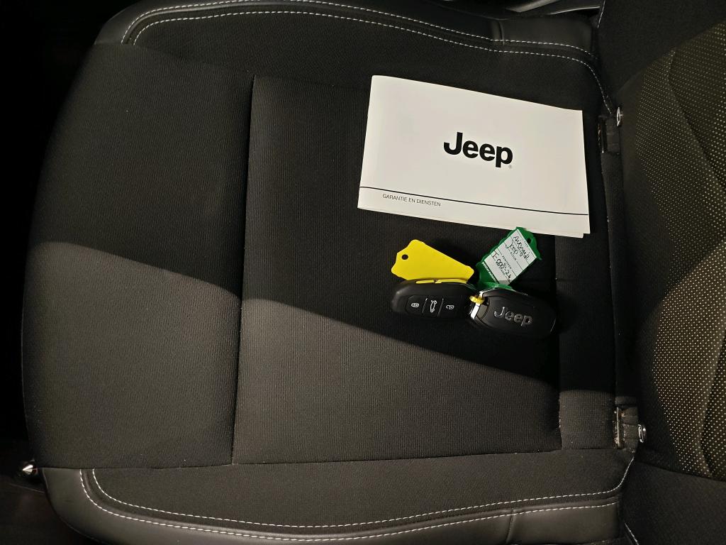 Foto 5 van Jeep Avenger